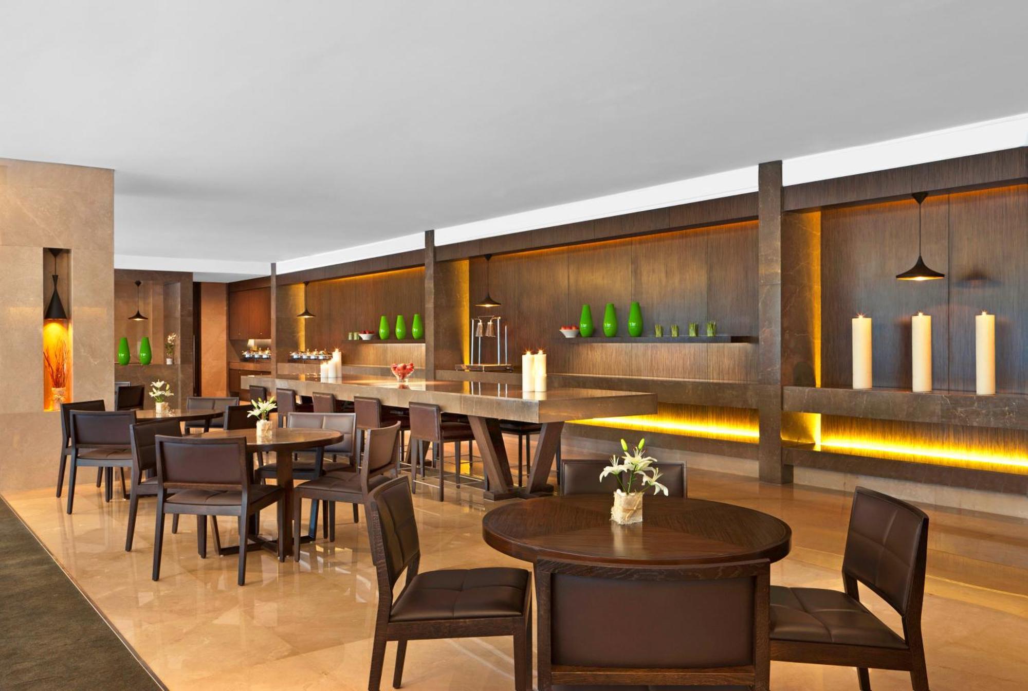 The Westin Mumbai Garden City Exterior photo The Westin Club Lounge at KLIA