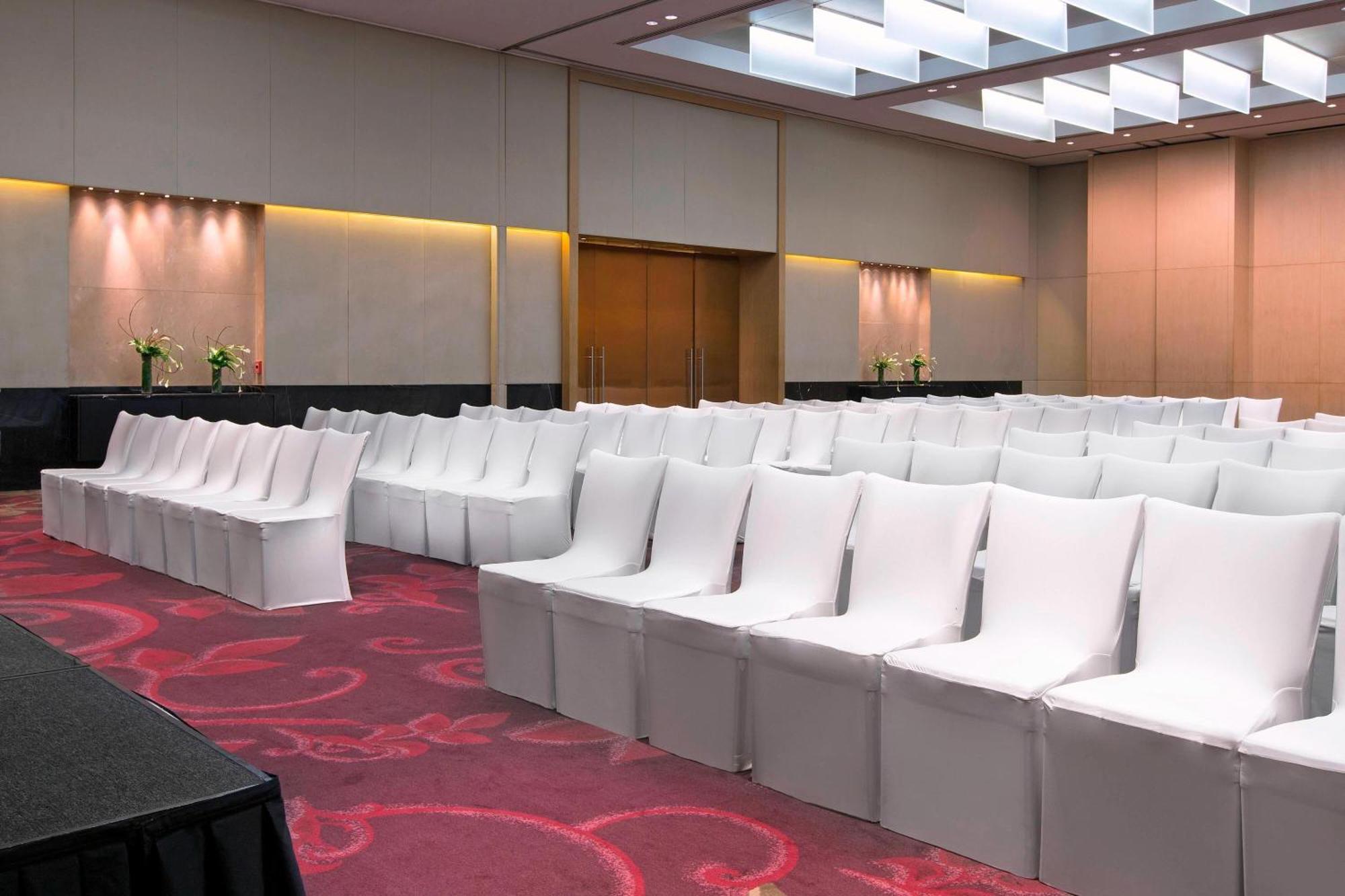 The Westin Mumbai Garden City Exterior photo The ballroom